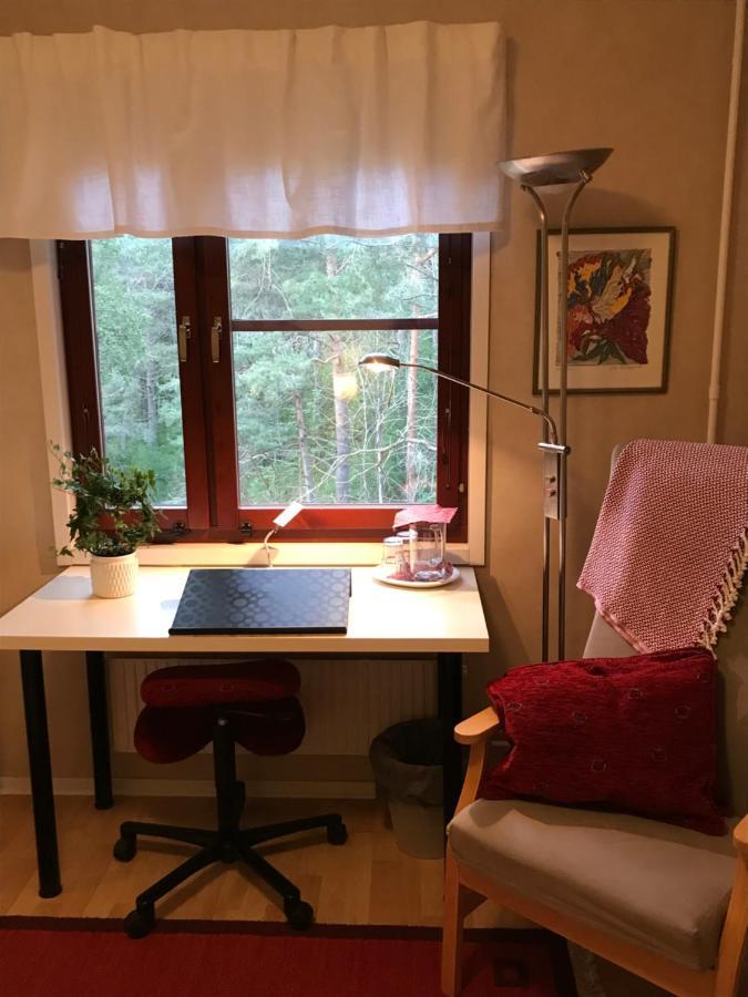 Anikos Apartment Uppsala Bagian luar foto